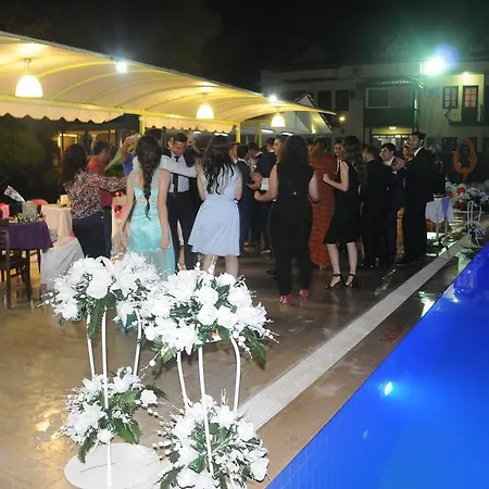 Carmina 3*